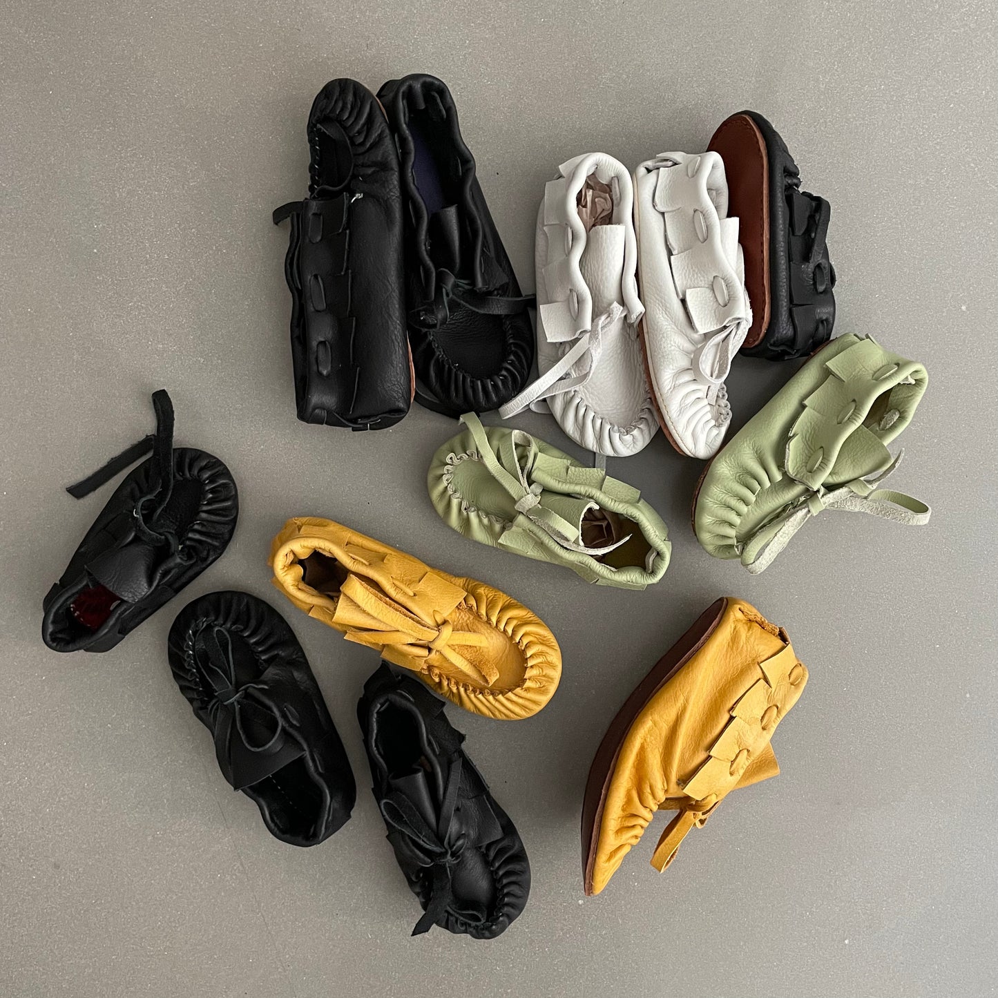 Sale kid's moccasins