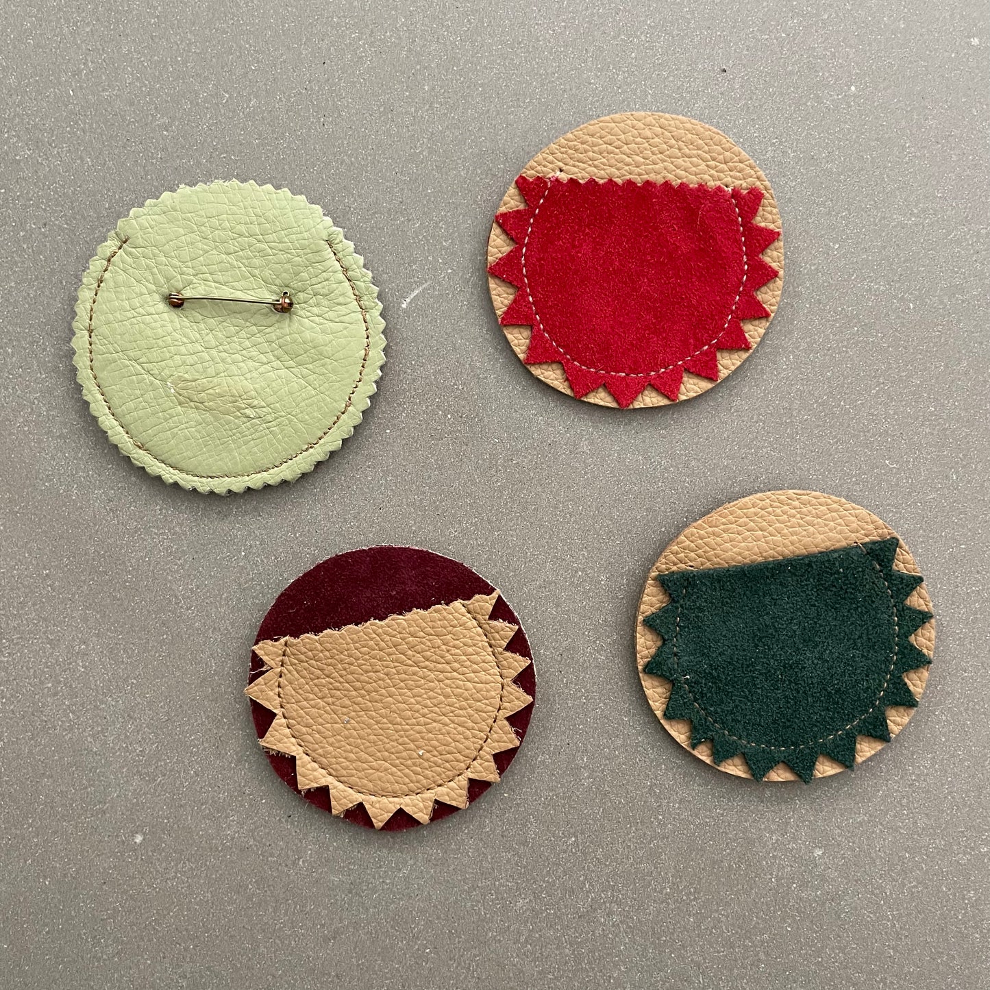 Sale badge pin